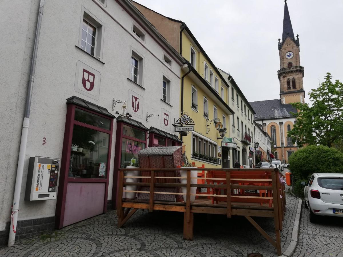 Ferienwohnung Gruner Baum Naila Buitenkant foto